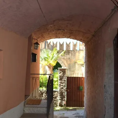 Casa Clarice Balogno Сasa de vacaciones Tremezzo