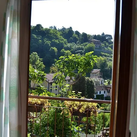 Casa Clarice Balogno Сasa de vacaciones Tremezzo
